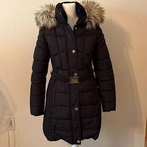 Laundry by Shelli Segal Black Puffer Coat.